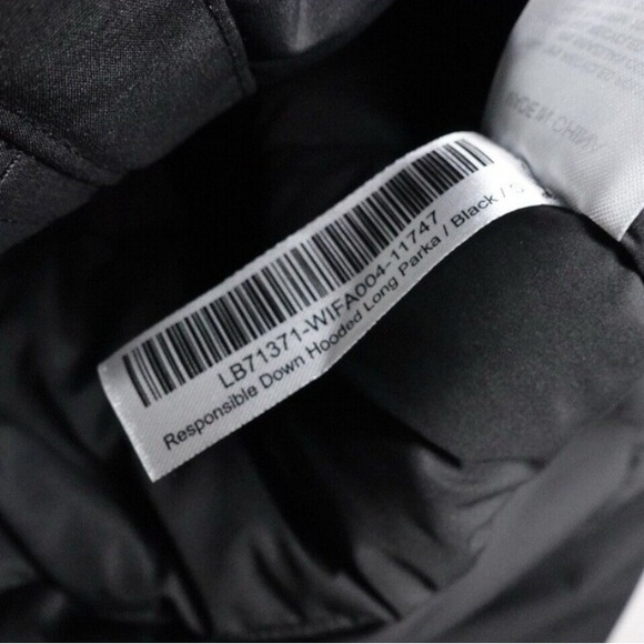 Quince Responsible Down Hooded Long Parka S Black - Picture 4 of 6